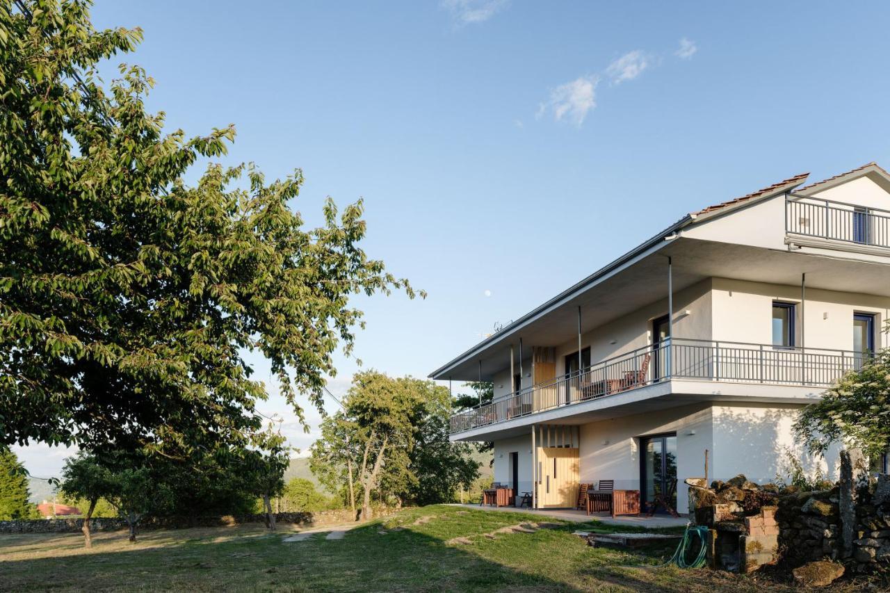 Apartamentos Ribeira Sacra Parada del Sil Kültér fotó