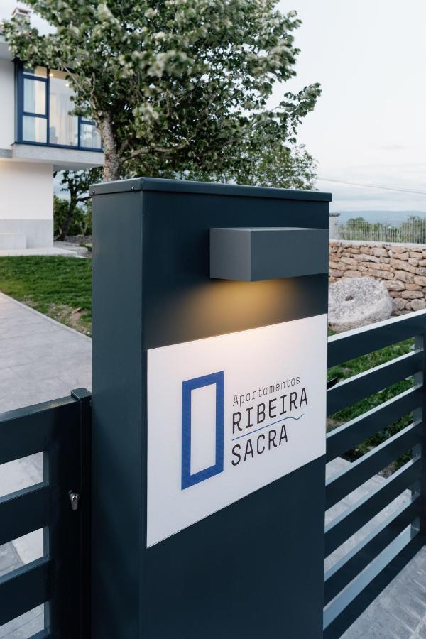 Apartamentos Ribeira Sacra Parada del Sil Kültér fotó